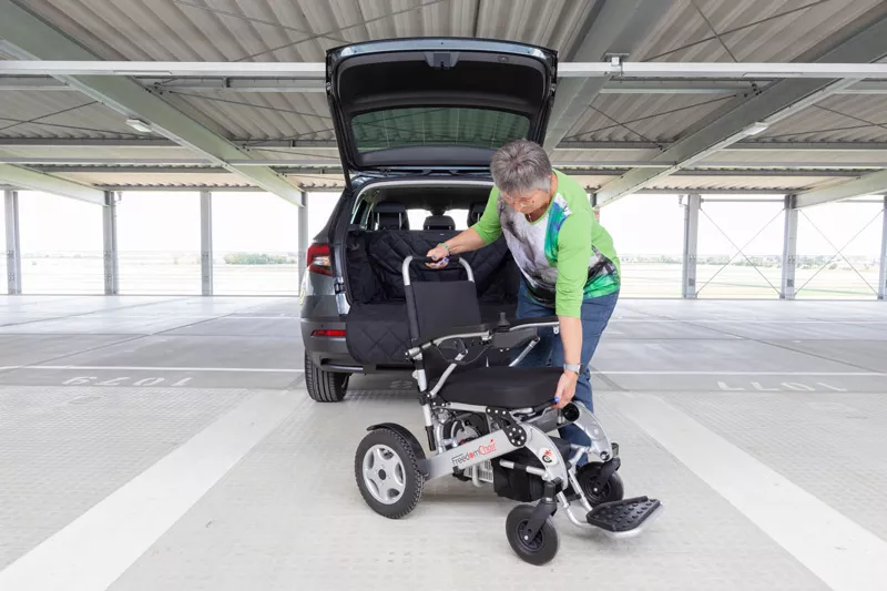 FreedomChair der faltbare Elektro Rollstuhl für mehr Bewegung